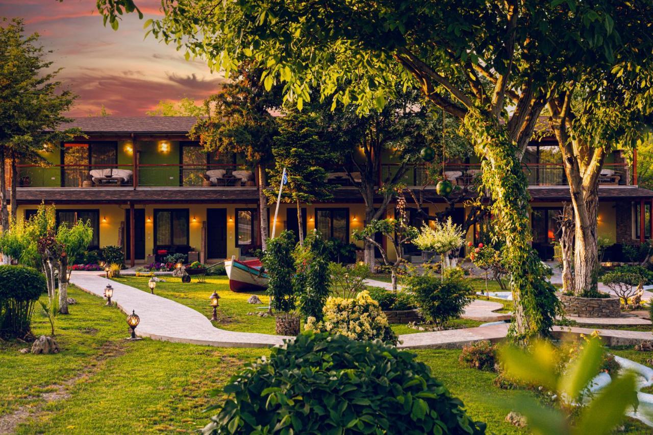פלאקה ליטוחורו Simi Luxury Suites מראה חיצוני תמונה