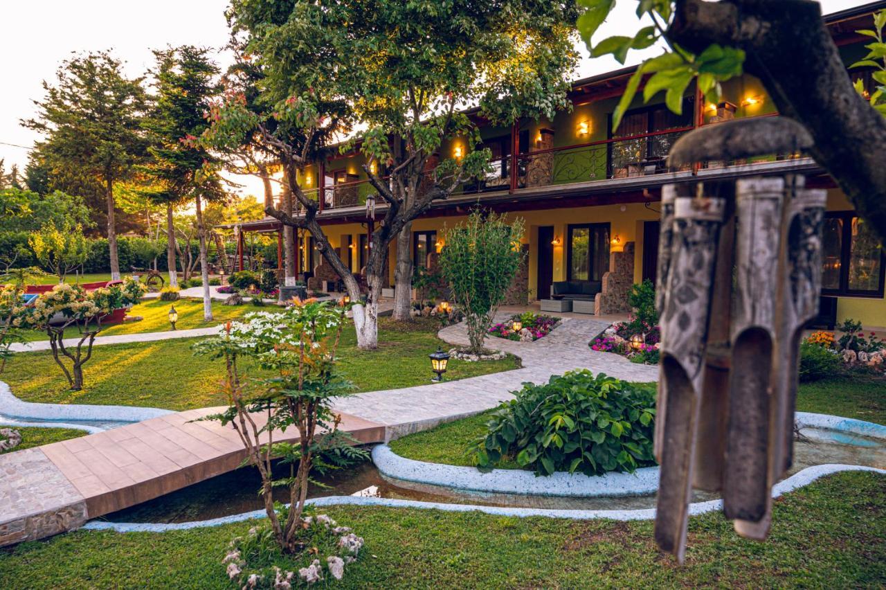 פלאקה ליטוחורו Simi Luxury Suites מראה חיצוני תמונה